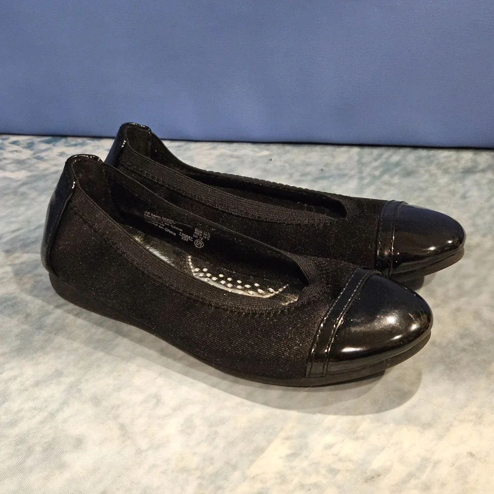 American Eagle Girls Ballet Flats Size 12.5 Black Cap Toe Slip On Dress Shoes